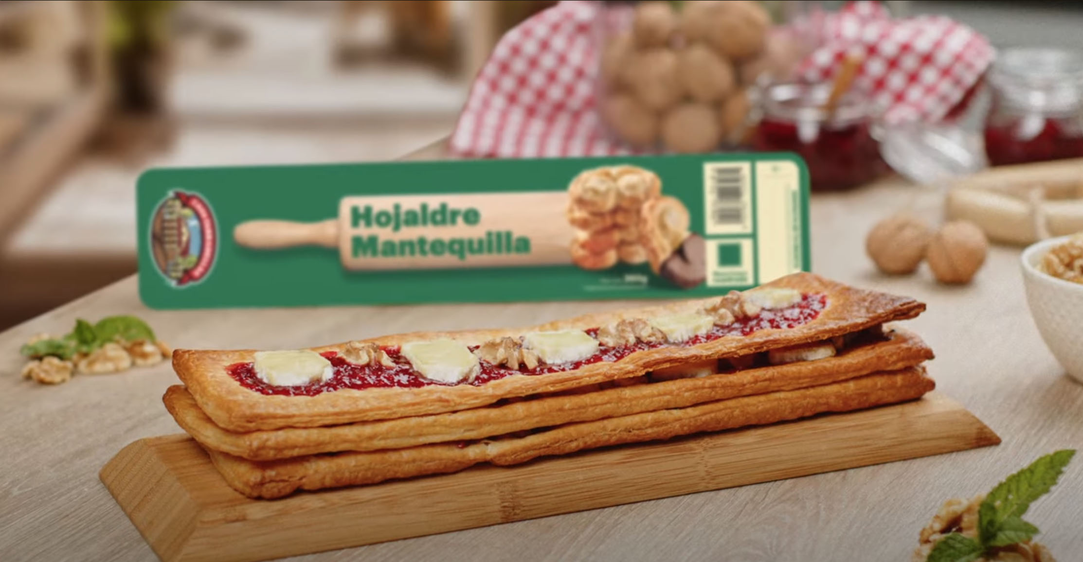hojaldre-brie-mermelada-nueces
